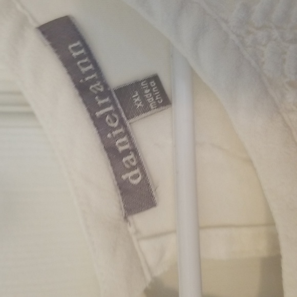 Daniel Rainn *Quin* keyhole top - Picture 7 of 8